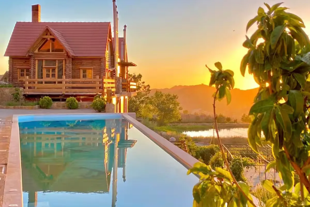 Datcha Chalet